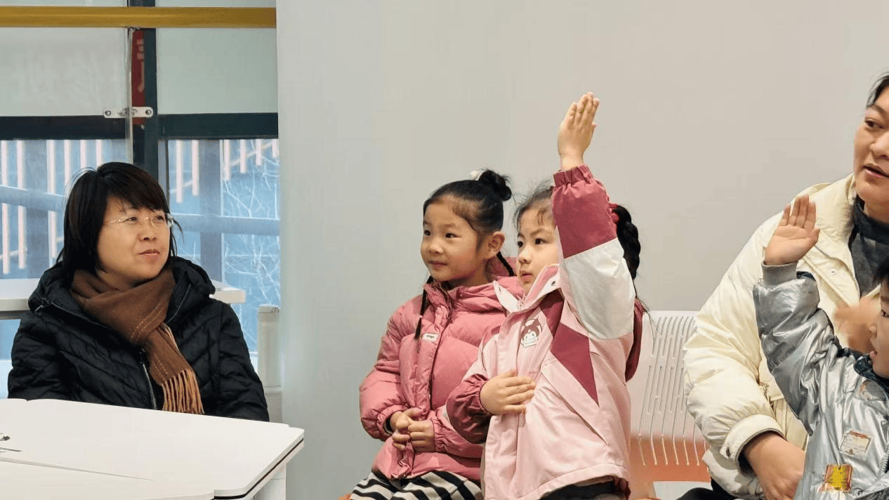 原創新城區圖書館“講年俗 品年味”引領親子家庭沉浸式體驗中國年
