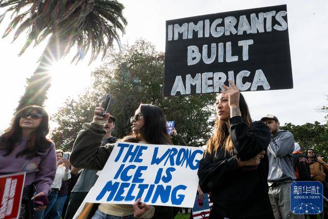 鏡頭直擊 | 抗議暴力移民執法 全美至少300城參加