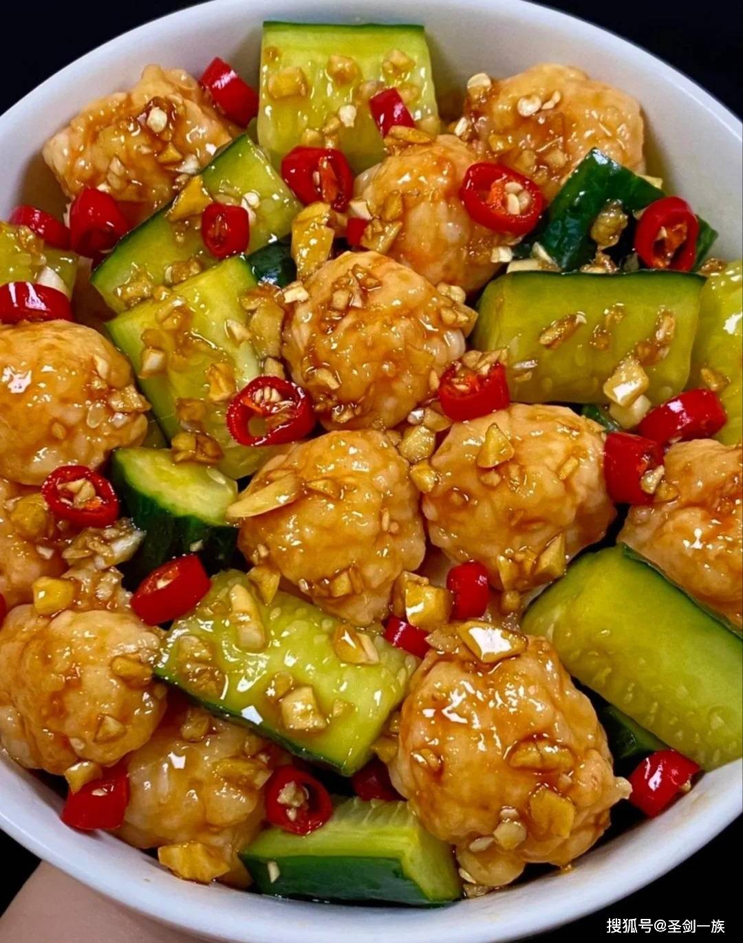 在家請客別發愁！8道菜譜搞定一桌席，簡單好吃還撐場面！