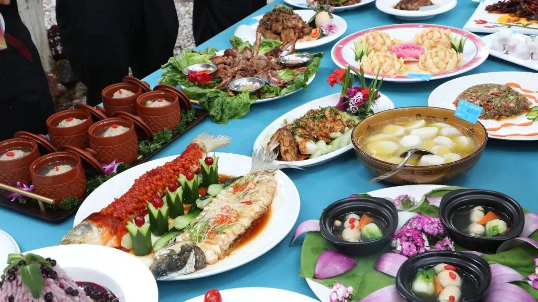 匠心烹盛宴 美食促振興——富民縣“富民味道·美食工匠”技能競賽火熱開賽