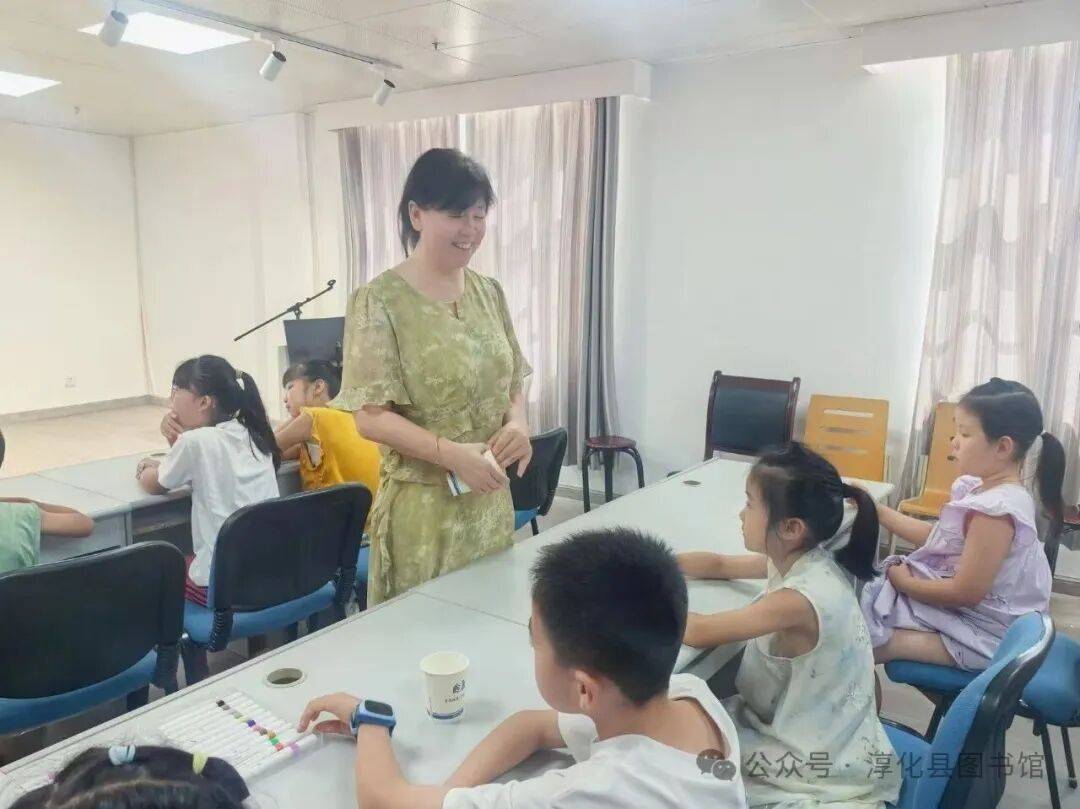 原創淳化縣圖書館開展暑期多巴胺盆栽親子手工活動