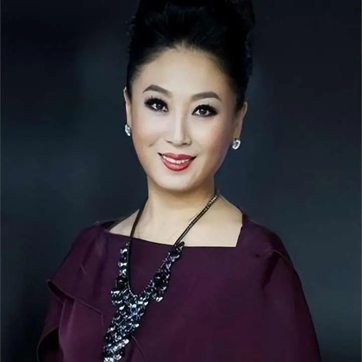 原創她是京劇大師，41歲抑鬱早逝，今兒子考入戲劇學院，母親仍思念她
