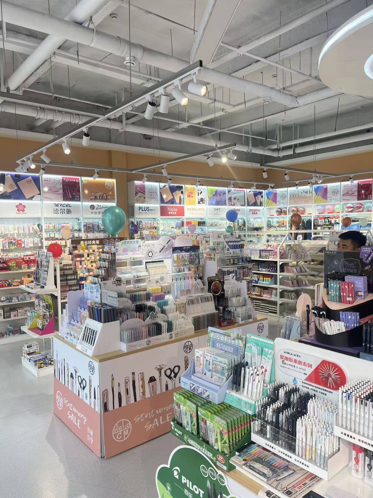 遼寧鑫鑫達金屬貨架工廠專業可靠，菸酒貨架口碑推薦