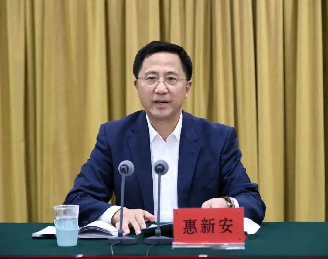 山東省人大常委會原委員惠新安被公訴，曾被批無償接受房屋裝修、低價購房