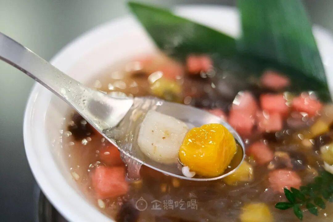 今夏上海最火爆的美食單品，是——